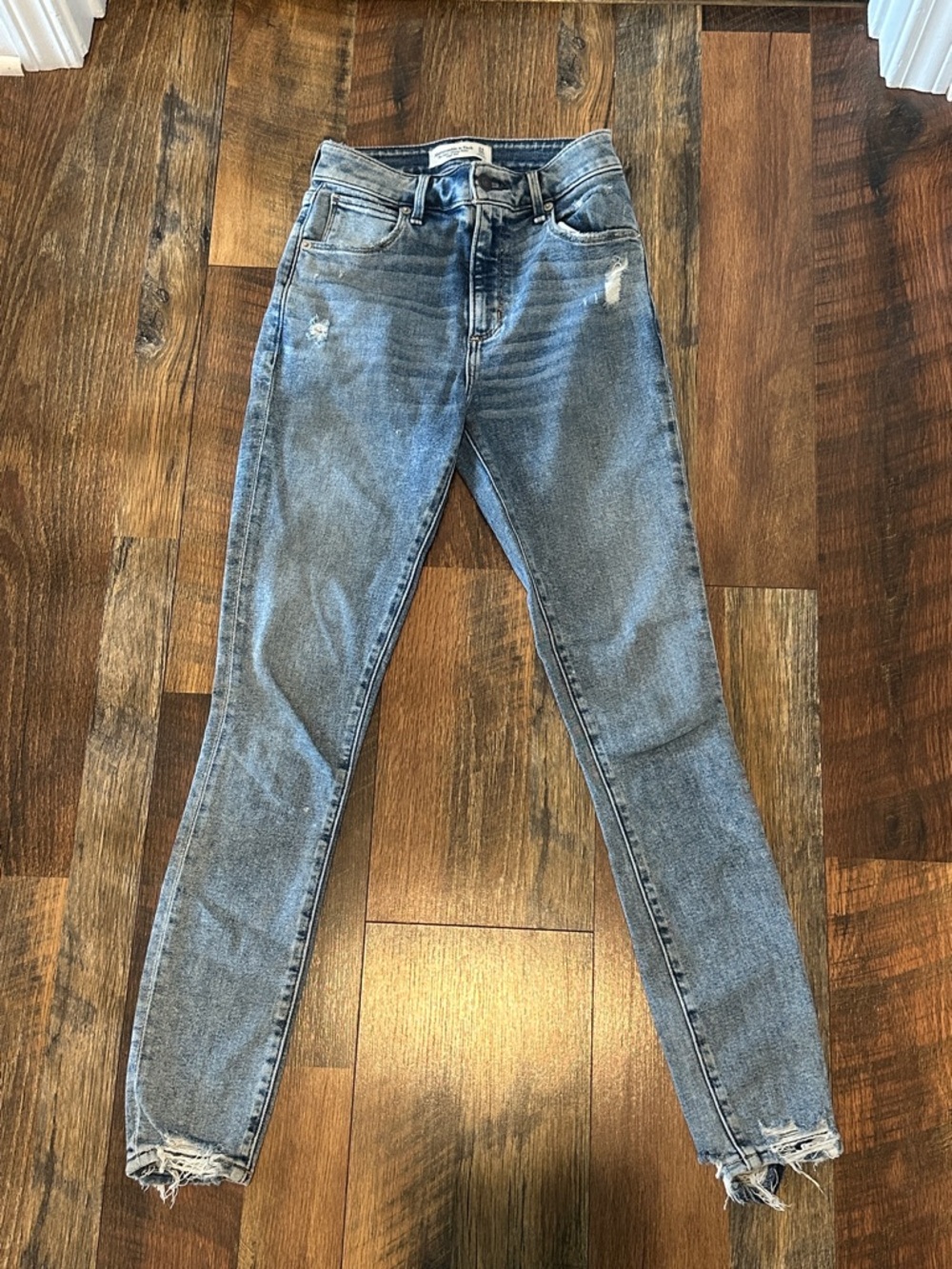 Abercrombie & Fitch Ankle High Rise